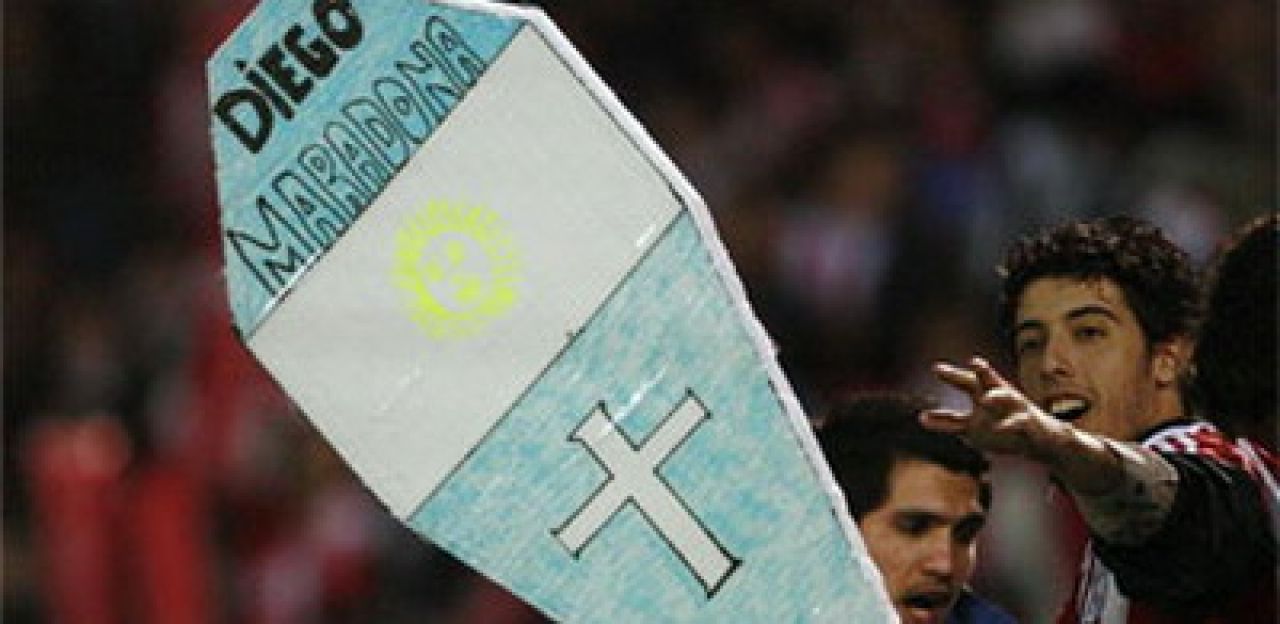 Messi, pus la zid in Argentina: