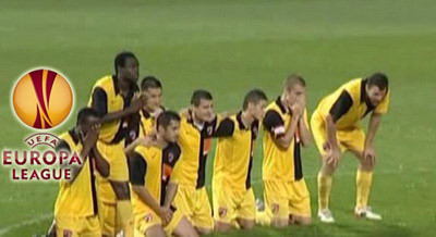 VIDEO: Dinamo, asteptata de 300 de spartani: Danciu, Danciu nu pleca! &nbsp;