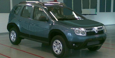 Vezi poze spion cu noua Dacia SUV!