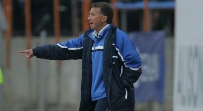Petrescu: "Sa le fie rusine celor care au batut lovituri libere!"
