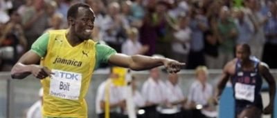 Record dupa record! Bolt, aur la stafeta si record al mondialelor!
