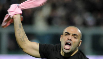 Goian a privit de pe banca super-dubla lui Miccoli!