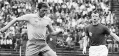VIDEO: Rezumate Romania- Ungaria din 1972! Vezi&nbsp;cati bani luau romanii daca invingeau Ungaria!!