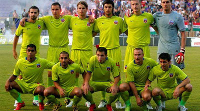 Gigi Becali le schimba jucatorilor numerele de pe tricouri!