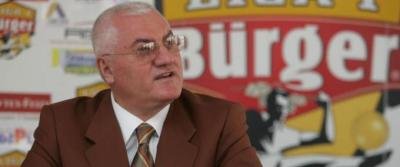 In 3 ani, cu Tanase, Steaua ajunge intr-o finala europeana. Cu CFR se vede valoarea