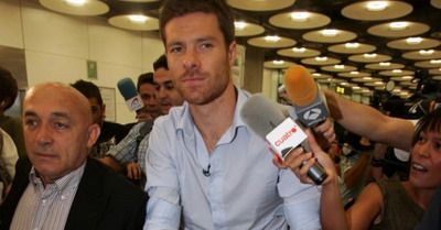 VIDEO: Isterie la Madrid pentru Xabi Alonso! Vezi cum l-a primit presa!_1