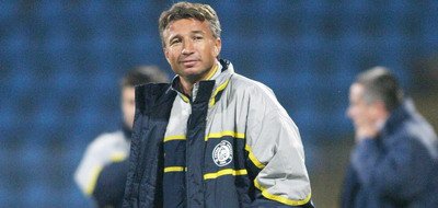 Dan Petrescu a fost suspendat doua etape si a primit 6800 de lei amenda!