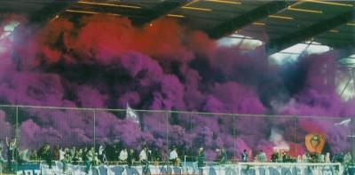 Incidente la Budapesta! Torte aruncate, garduri rupte, 3 stelisti la spital!