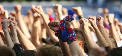 Un foc de arma, politie si suporteri stelisti gata de scandal, in drum spre Budapesta!