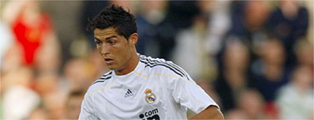 VIDEO: Cr. Ronaldo HUIDUIT la debut, Benzema a marcat: Shamrock 0-1 Real!_1