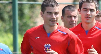 Grzelak ii ia fata lui Ochirosii la Steaua! Bergodi il vrea titular cu Ujpest!