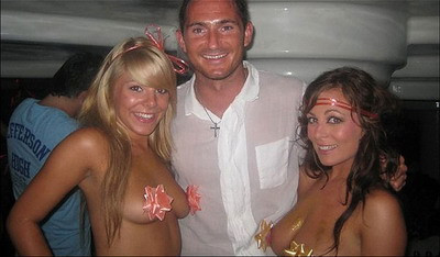 FOTO / Lampard isi face de cap in Ibiza!