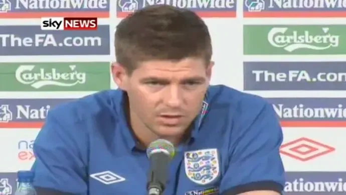 Gerrard, urmarit de COSMARURI: "Trebuie sa duc Anglia in finala Mondialului"