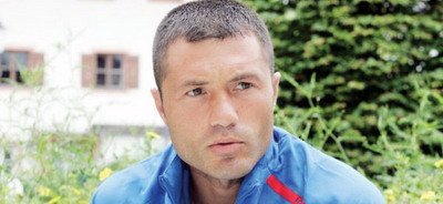Becali il acuza pe Ilie: Un nenorocit, mi-a mancat banii de pomana!