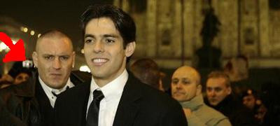 Bodyguard-ul lui Kaka, taiat cu sabia intr-o discoteca din Targu Frumos!