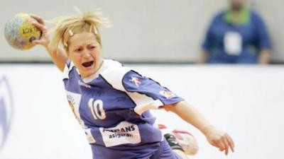 Ionela Galca a semnat pe 2 ani cu Oltchim!