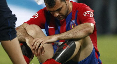 Plesan ii raspunde lui Becali: Eu mi-am rupt piciorul pentru Steaua!