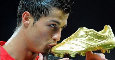 Ronaldo&nbsp;socheaza:&nbsp; Nu imi pasa de fani
