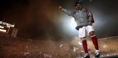 VIDEO "El Matador" Marcelo Salas a inscris 3 goluri la meciul de retragere!