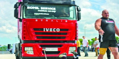 Paul Parjol a facut senzatie la concursul de tras camioane!