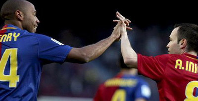 Henry si Iniesta au participat la&nbsp;TOT antrenamentul Barcelonei!