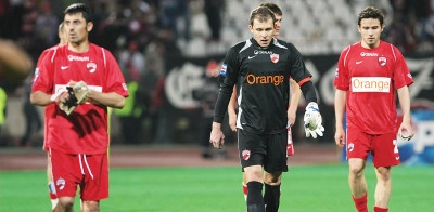 Dinamo s-a impiedicat de refuzati Pierde Dinamo titlul? COMENTEAZA AICI:
