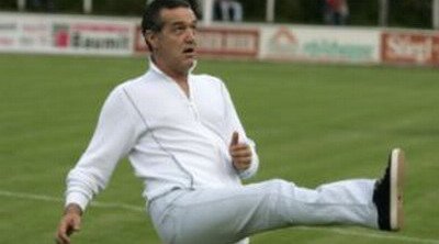Spaniolii rad de aventurile antrenorului Gigi Becali la Steaua!