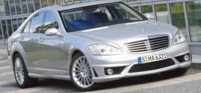 Inventat pentru gentlemani! Vezi avantajele unui Mercedes S63 AMG
