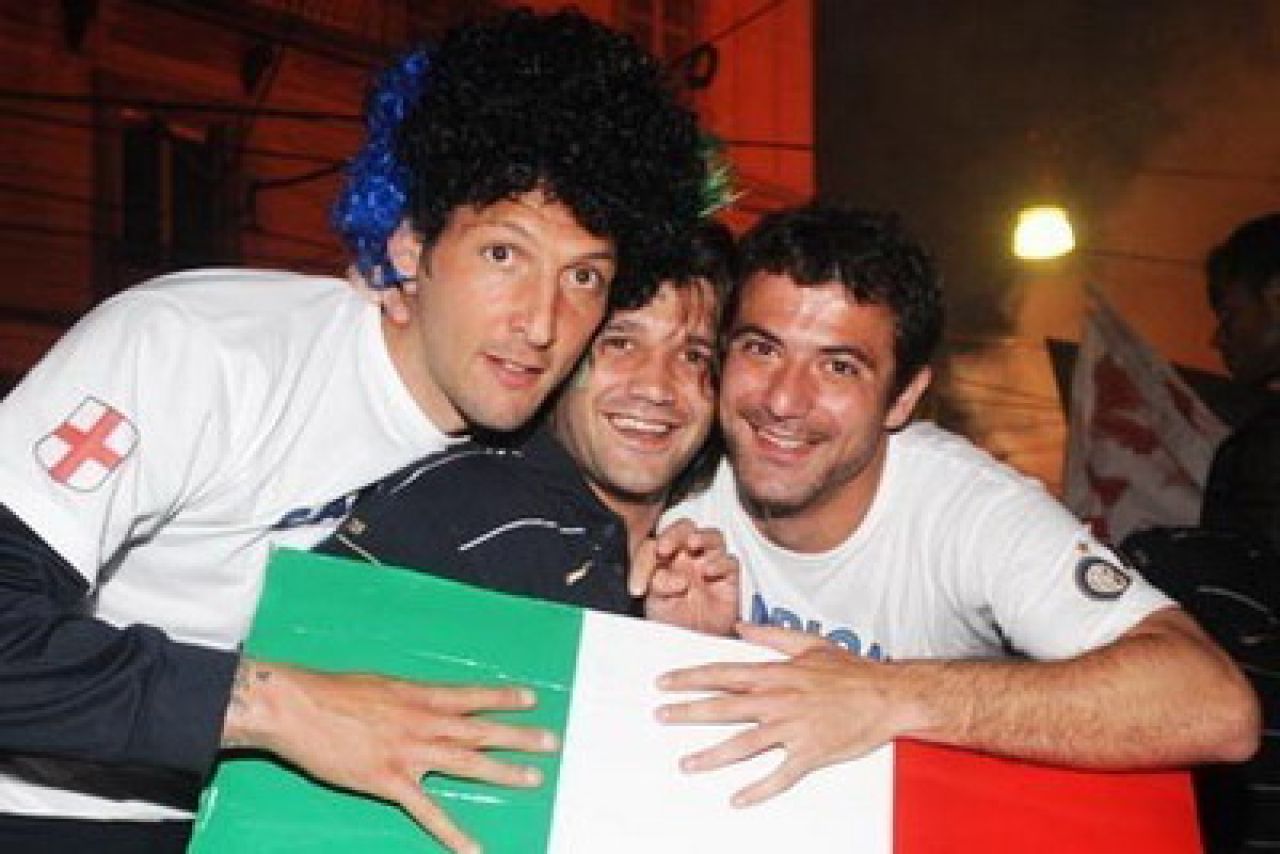 FOTO si VIDEO - cele mai TARI imagini de la petrecerea lui Inter 17!_1