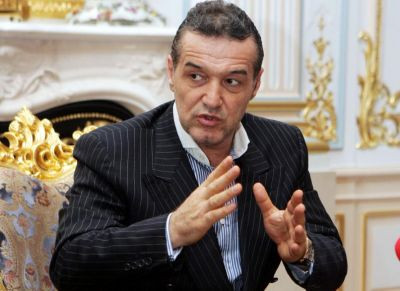 Becali: Ne-am facut de ras!Lacatus pleaca singur la vara!