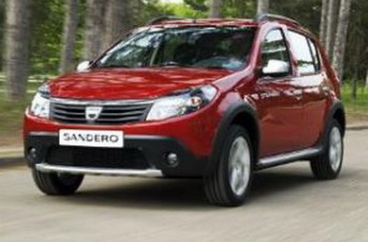 Dacia prezinta la Salonul Auto de la Barcelona, Dacia Sandero Stepway! Vezi primele poze:_1