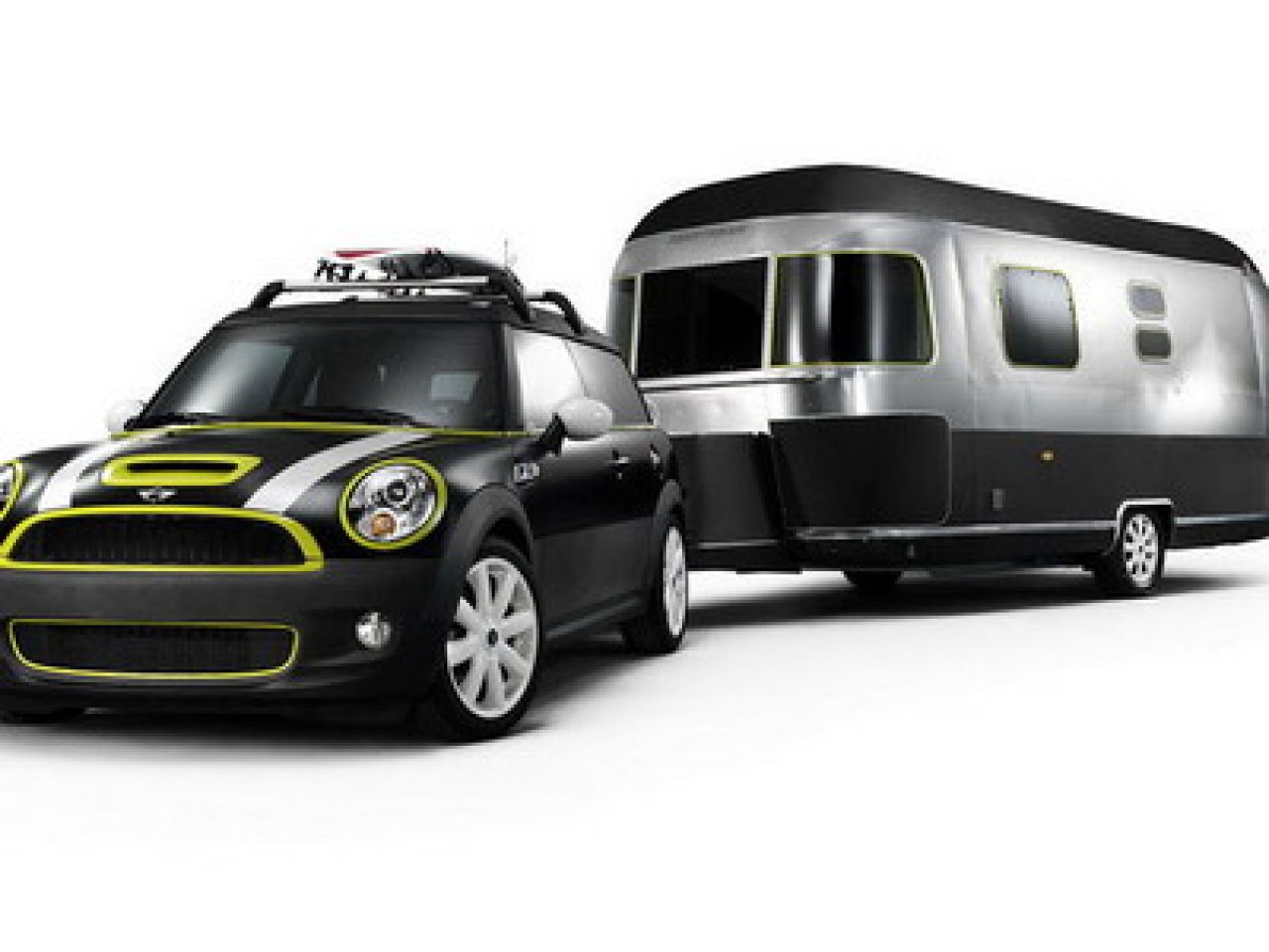 VIDEO + POZE: Mini Clubman Airstream Trailer Concept!_1