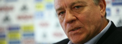 Omul Presedintelui , retinut: Ar trebui sa-si dea sau nu Mircea Sandu demisia?