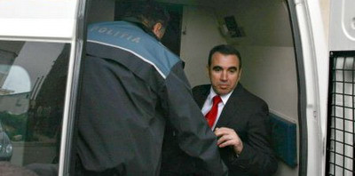 VIDEO: Penescu, pericol social! A primit mandat de arest pentru 29 de zile, impreuna cu Gheorghe Constantin!