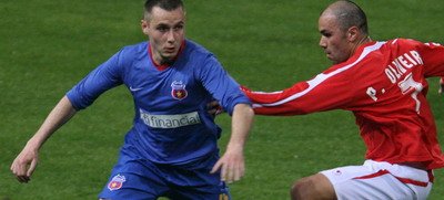 Criza de jucatori la Steaua: Lacatus il vrea pe Golanski fundas central!Fa-i aici echipa pentru meciul cu Farul:
