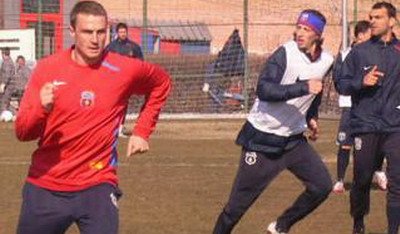 Alarma la Steaua: Ghionea a facut entorsa la genunchi si s-ar putea sa lipseasca o luna!