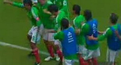 VIDEO: Conga pe teren! Ultima smecherie a lui Sven-Goran Eriksson pentru Mexic!