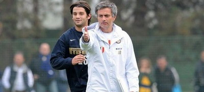 Piturca il ataca pe Mourinho: Daca nu juca cu Fiorentina, Chivu era apt pentru nationala!