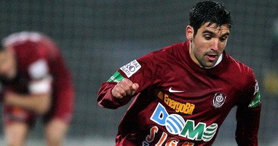 Pedeapsa de la suporteri! Vezi ce trebuie sa faca jucatorii CFR-ului la antrenamente!