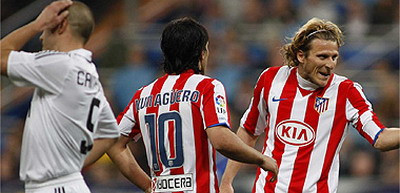 Atletico a iertat-o pe Real: Forlan si Huntelaar, goluri spectacol!