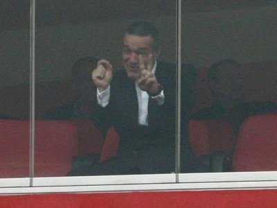 Dupa mintea lui Borcea, el face blaturile si arbitrajele anul asta, dar nu e anul lui Dinamo!