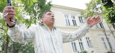 Cum scapa Turcu de radar? Si-a luat Rolls Royce! :)