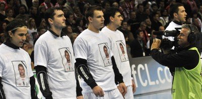 Calificati in memoria lui Cozma: Veszprem merge in sferturi! Ademar Leon - Veszprem 30-32