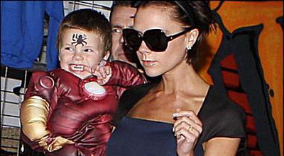 FOTO / Becks jr. a implinit 4 ani si vrea sa ajunga un SUPER-EROU!