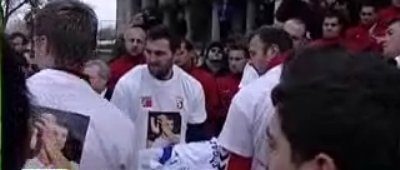 VIDEO: Adio, Marian Cozma! 2000 de oameni au fost alaturi de el pe ultimul drum