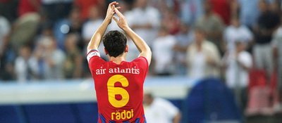 E o PROSTIE ca Steaua sa retraga tricoul cu numarul 6