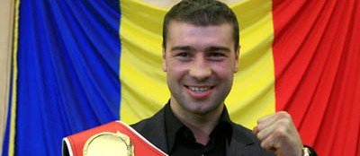 Care a fost mai bun in 2008, Diaconu sau Bute? Bute, numit pugilistul anului 2008! Trimite-i mesajul tau!