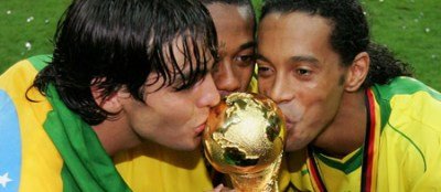 Kaka si Ronaldinho la Bucuresti? Sandu incearca sa aduca Brazilia la deschiderea noului stadion