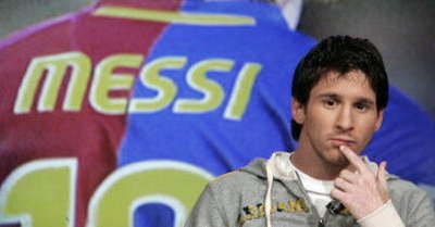 Lacatus invata de la Guardiola! Steaua copiaza sistemul Barca, dar cine-i Messi?