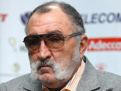 Tiriac cumpara Steaua? Nastase: Vorbesc cu el chiar daca e dinamovist!